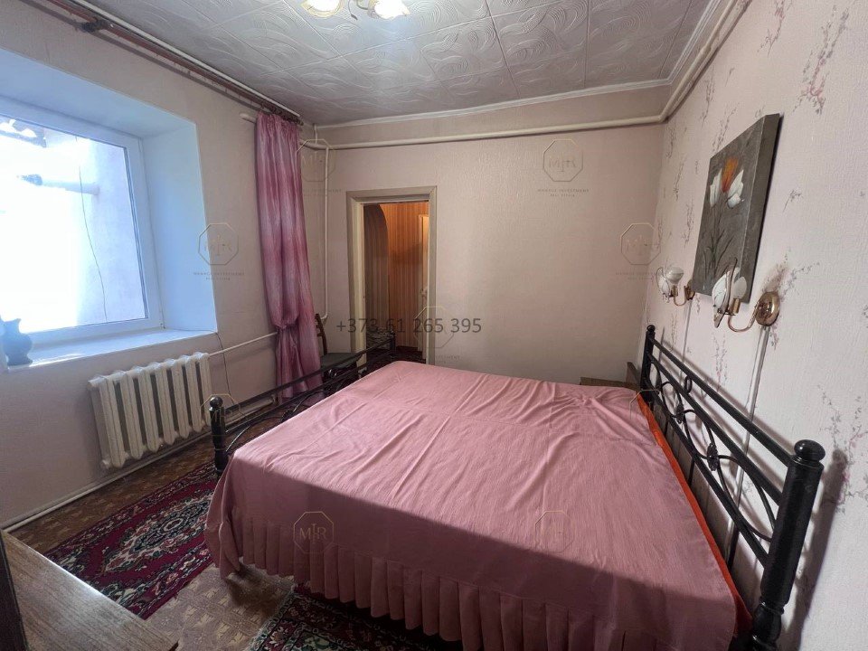 Vanzare apartament sol Centru str V.Pircalab 5